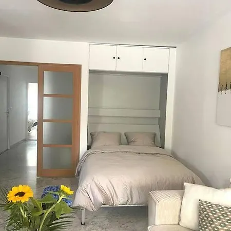 Appartement Cosy 2 P,a Deux Pas De La Plage, Calme-parking Nice