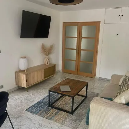 Cosy 2 P,a Deux Pas De La Plage, Calme-parking * Niza